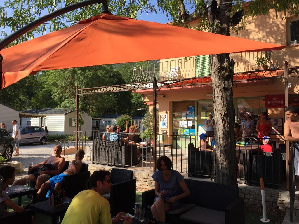 Camping Hotel Les Rives Du Loup Tourrettes-sur-Loup Exterior photo